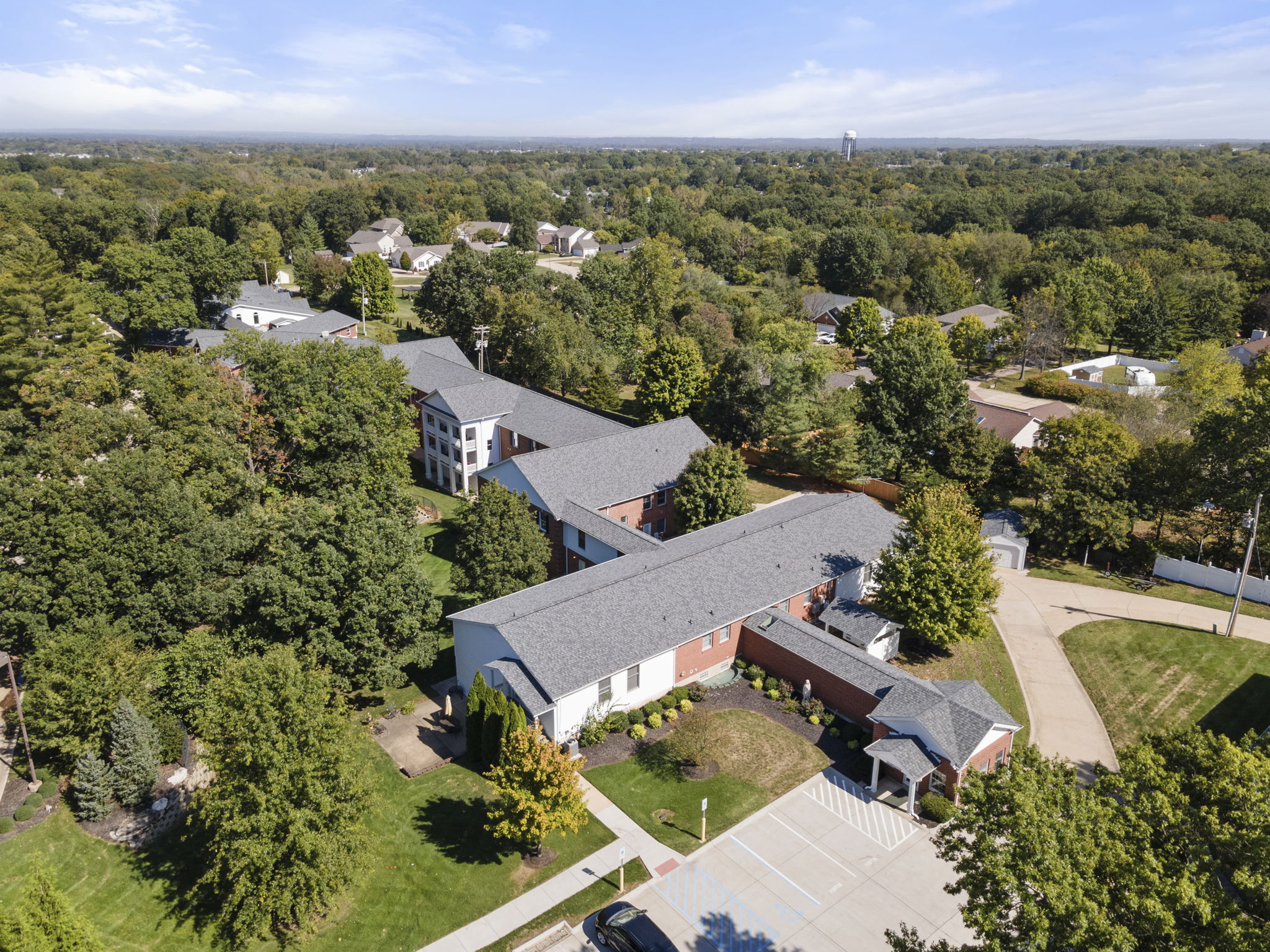 55-web-or-mls-DJI_0036 Senior living options can be overwhelming, let us help.