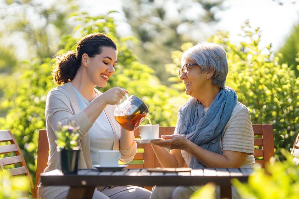 featured-senior-living Thoughtful care makes all the difference when considering a resident's experience.