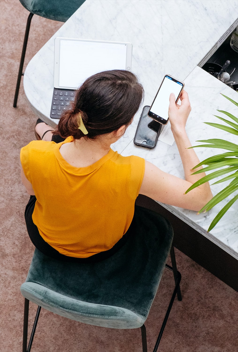 lady-at-desk-orange